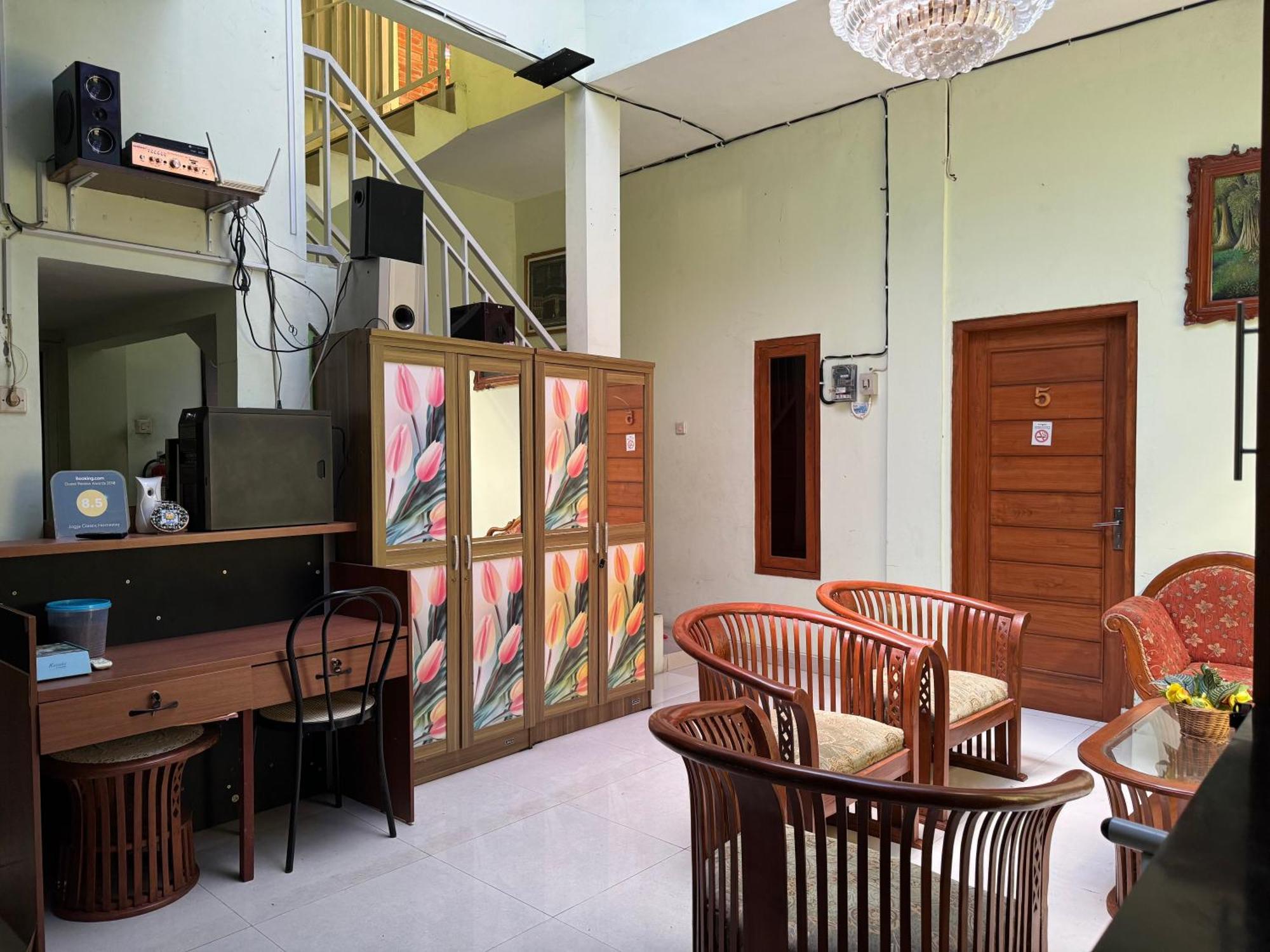 Jogja Classic Homestay Syariah Джок'якарта Екстер'єр фото